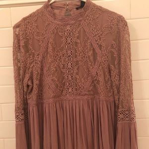 AMERICAN EAGLE lacy rose blouse (NWT)